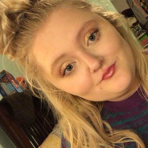 Meet your Posher, Jena